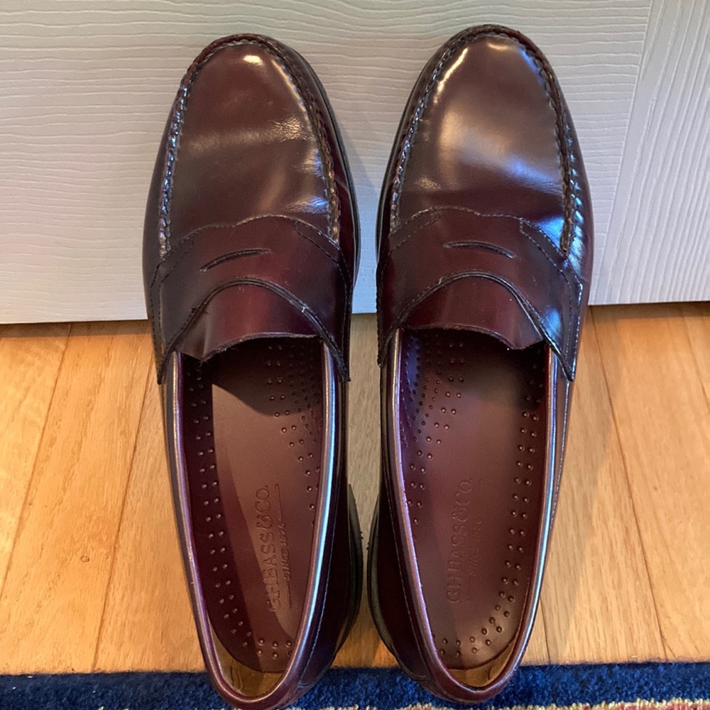 Men's Classic Penny Loafers in Burgundy